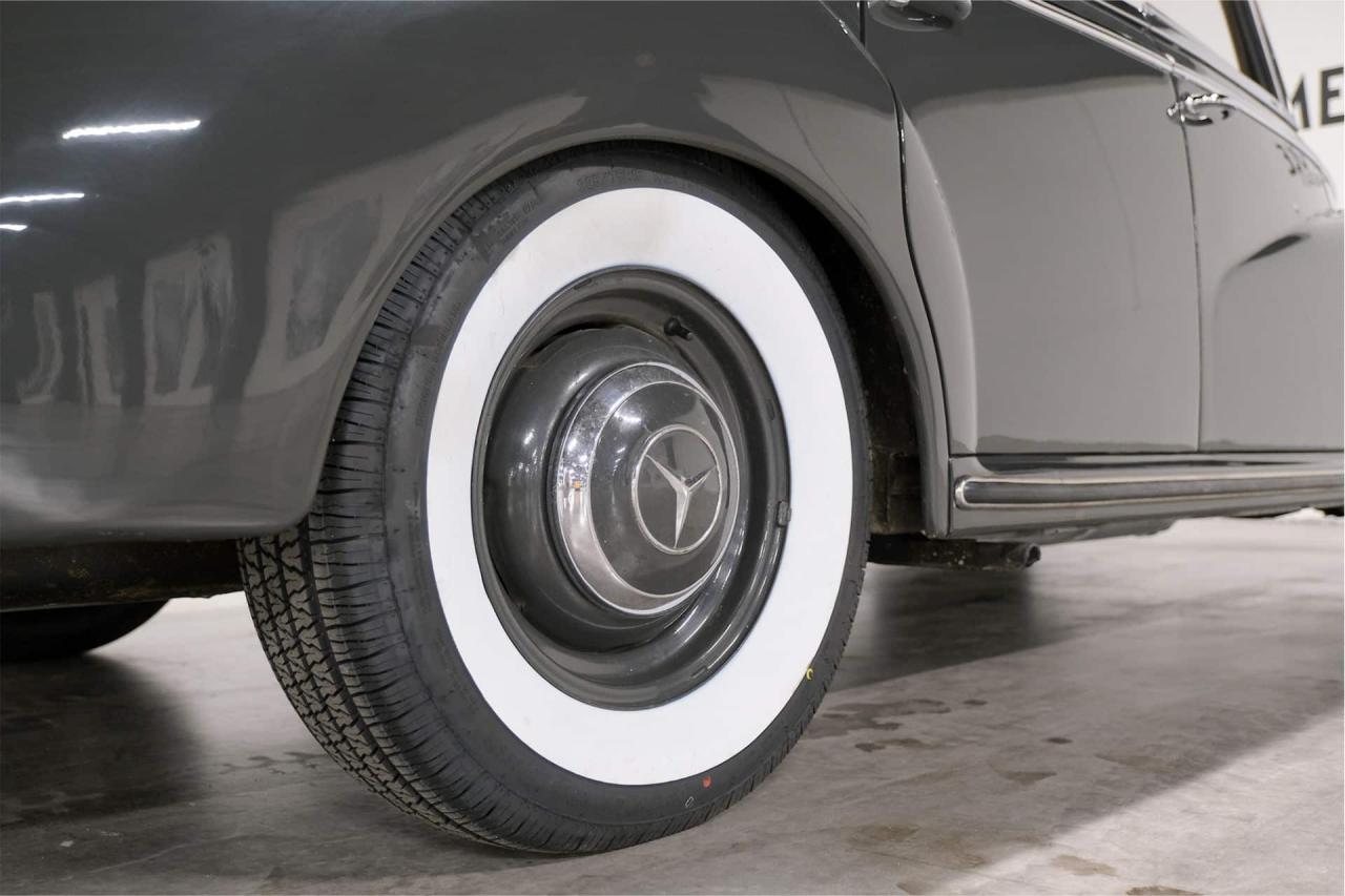 1953 Mercedes - Benz 300 D