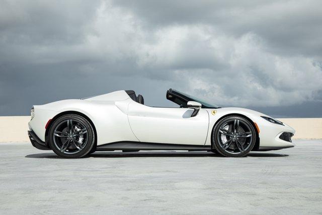 2025 Ferrari 296 GTS