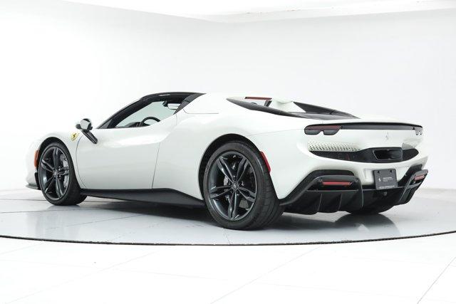 2025 Ferrari 296 GTS