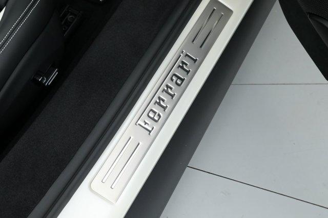 2025 Ferrari 296 GTS