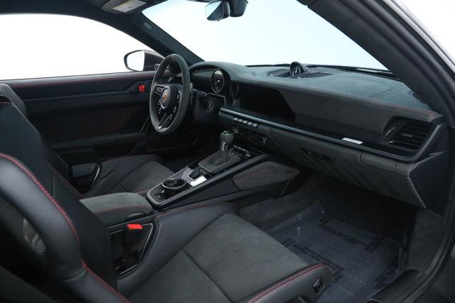 2025 Porsche 911