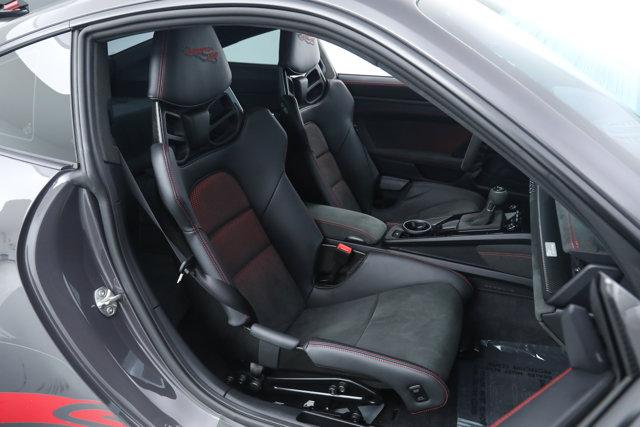 2025 Porsche 911