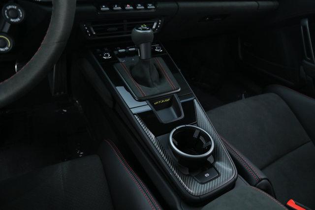 2025 Porsche 911