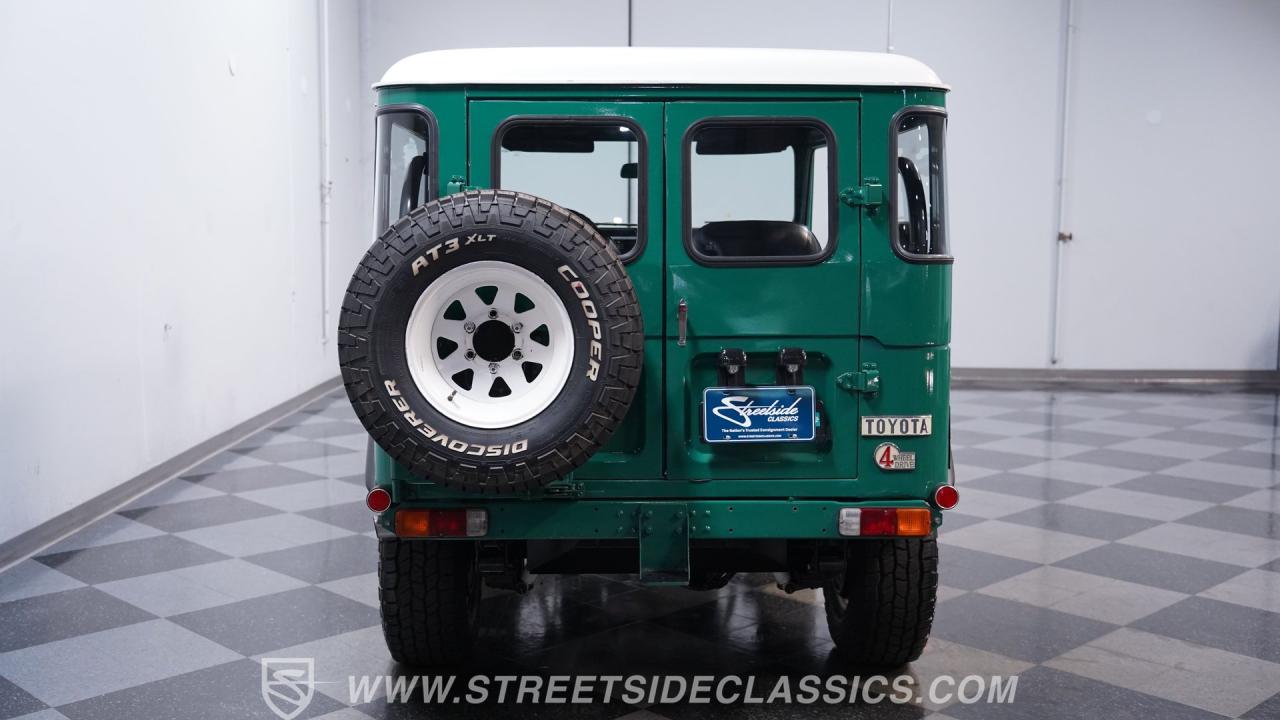 1976 Toyota FJ40 Land Cruiser