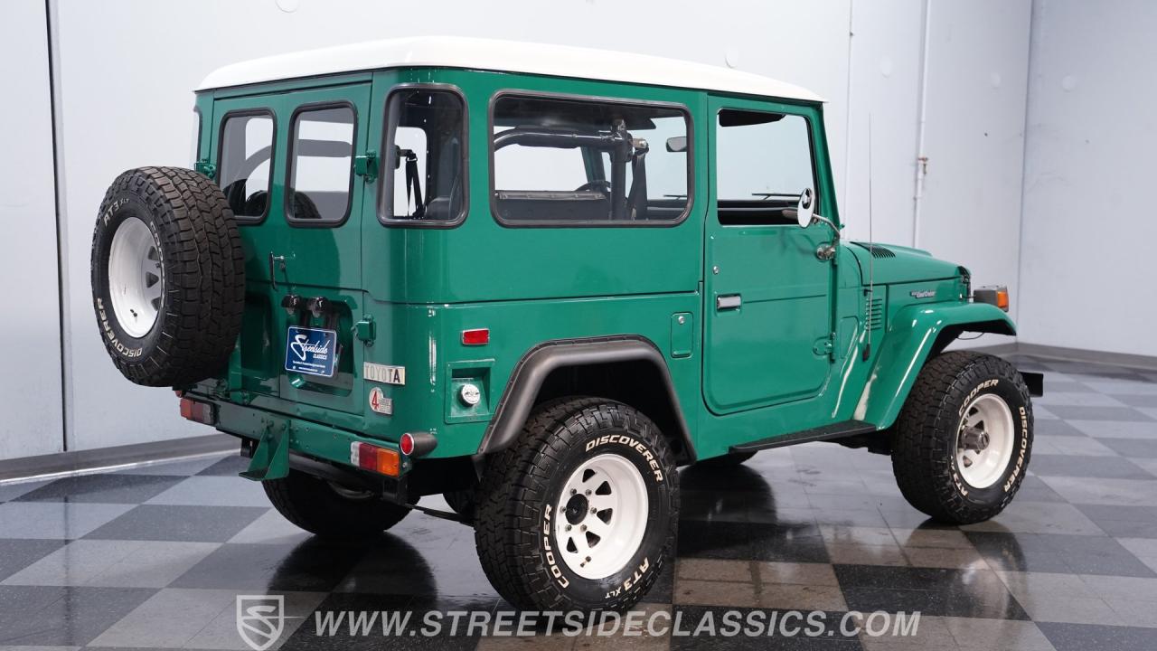 1976 Toyota FJ40 Land Cruiser