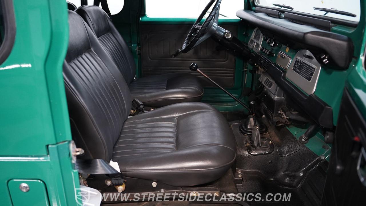 1976 Toyota FJ40 Land Cruiser
