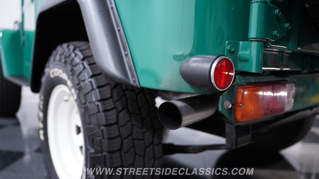 1976 Toyota FJ40 Land Cruiser