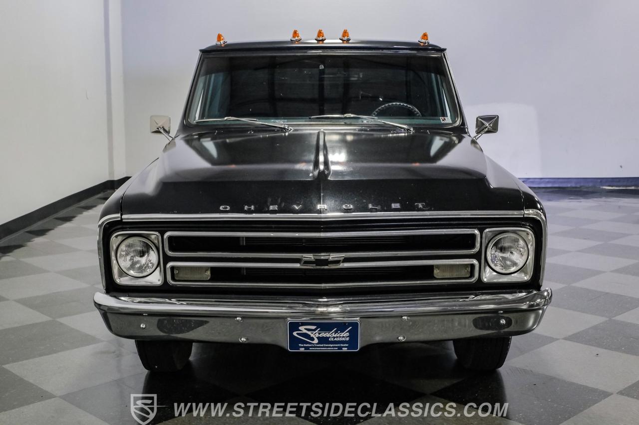 1968 Chevrolet C20 Flatbed Dually