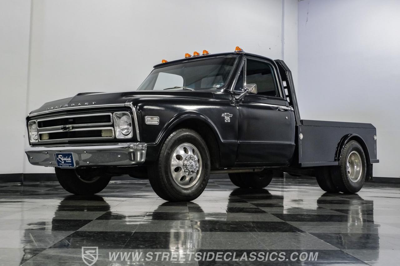 1968 Chevrolet C20 Flatbed Dually