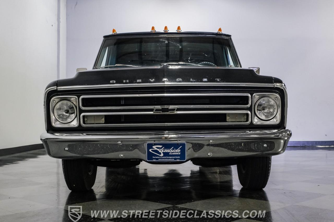 1968 Chevrolet C20 Flatbed Dually