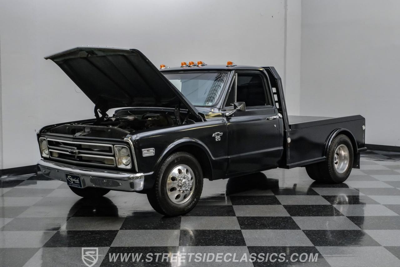 1968 Chevrolet C20 Flatbed Dually