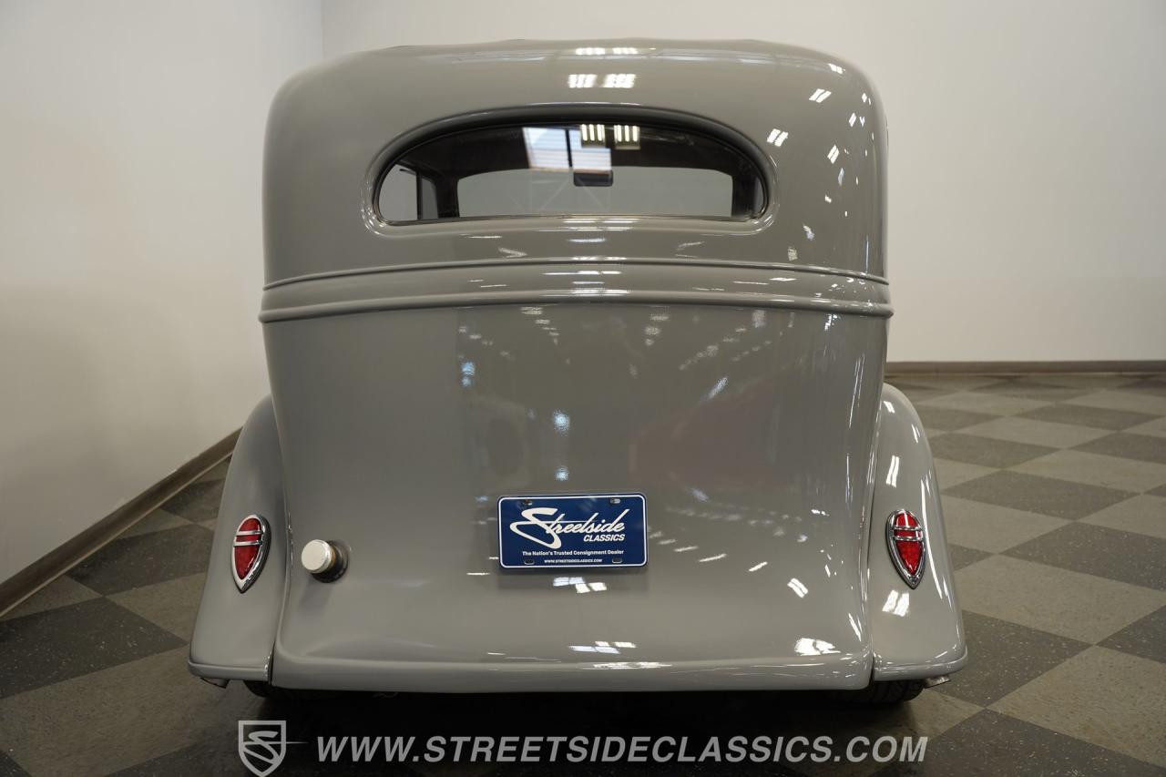1935 Chevrolet Sedan Streetrod