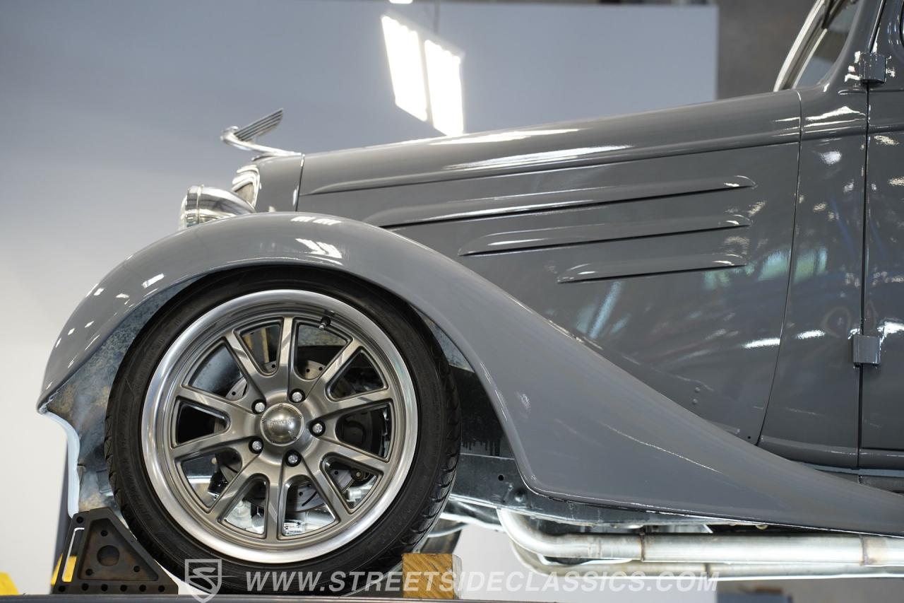 1935 Chevrolet Sedan Streetrod