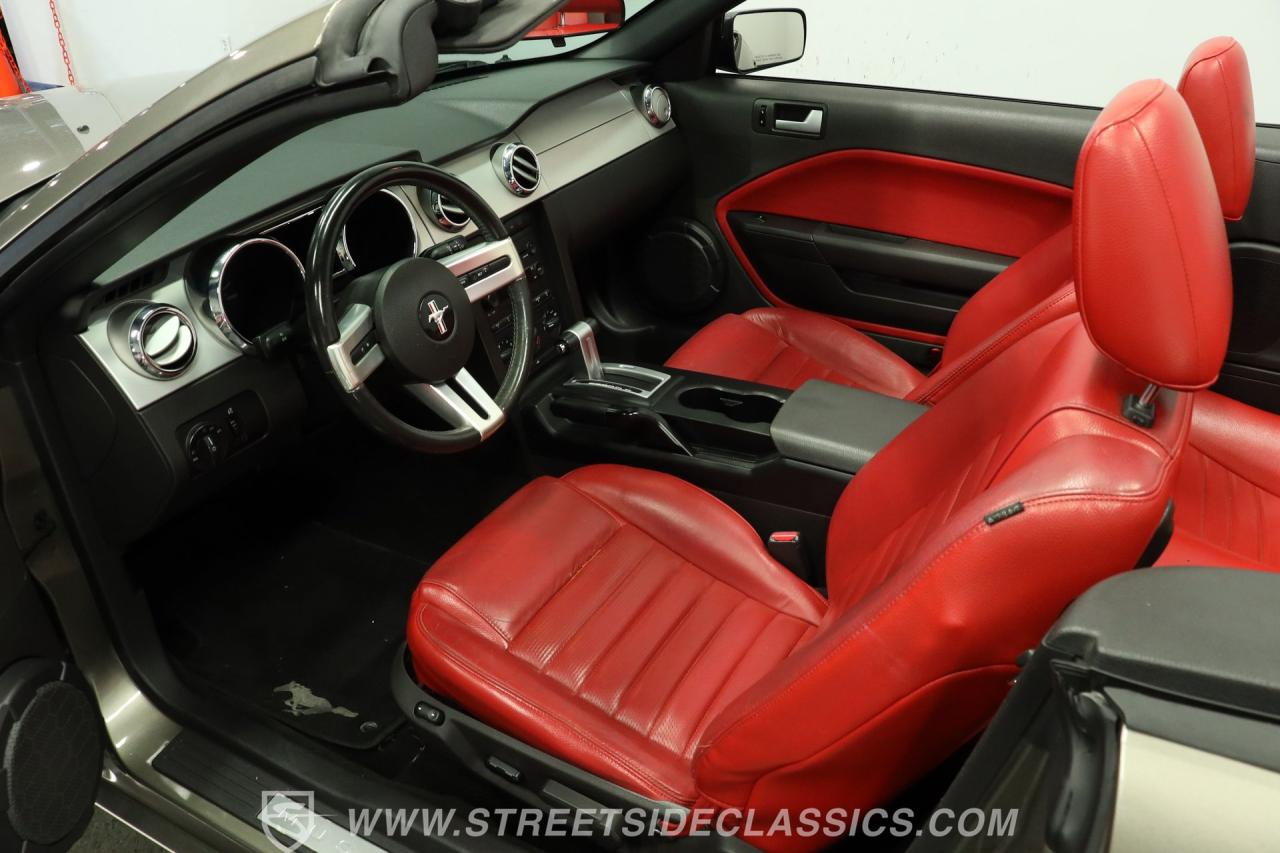 2005 Ford Mustang GT Convertible