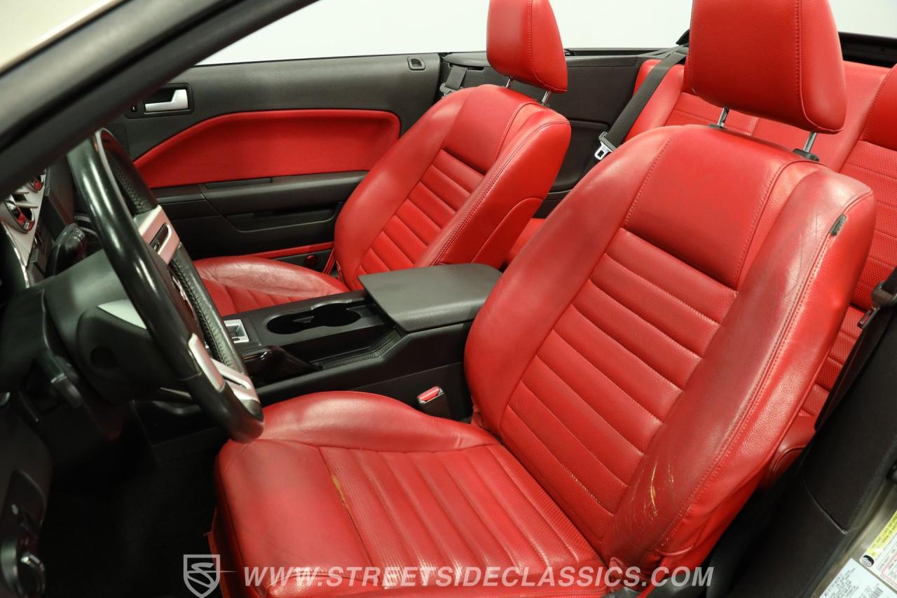 2005 Ford Mustang GT Convertible