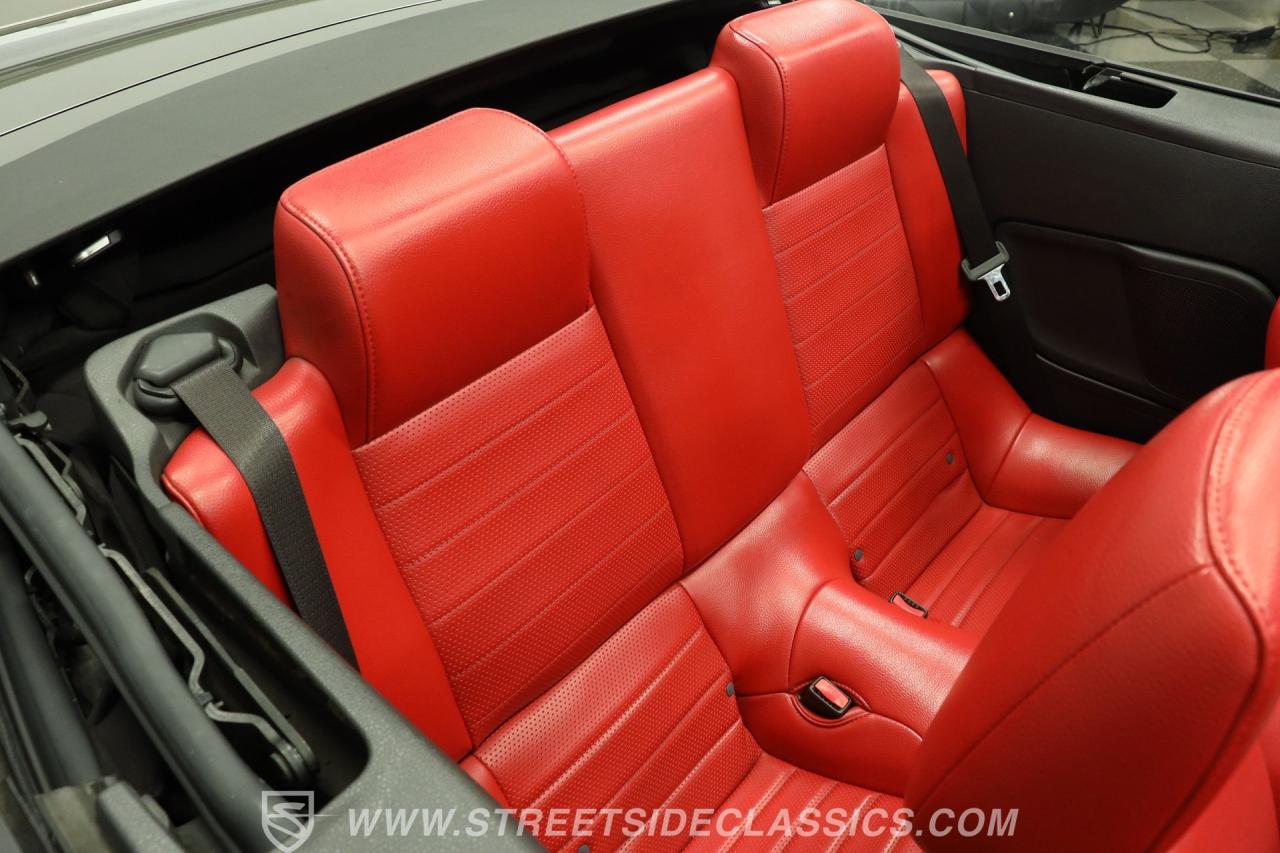 2005 Ford Mustang GT Convertible