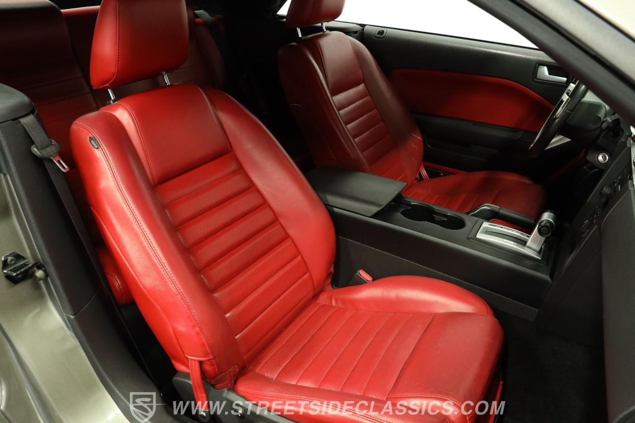 2005 Ford Mustang GT Convertible