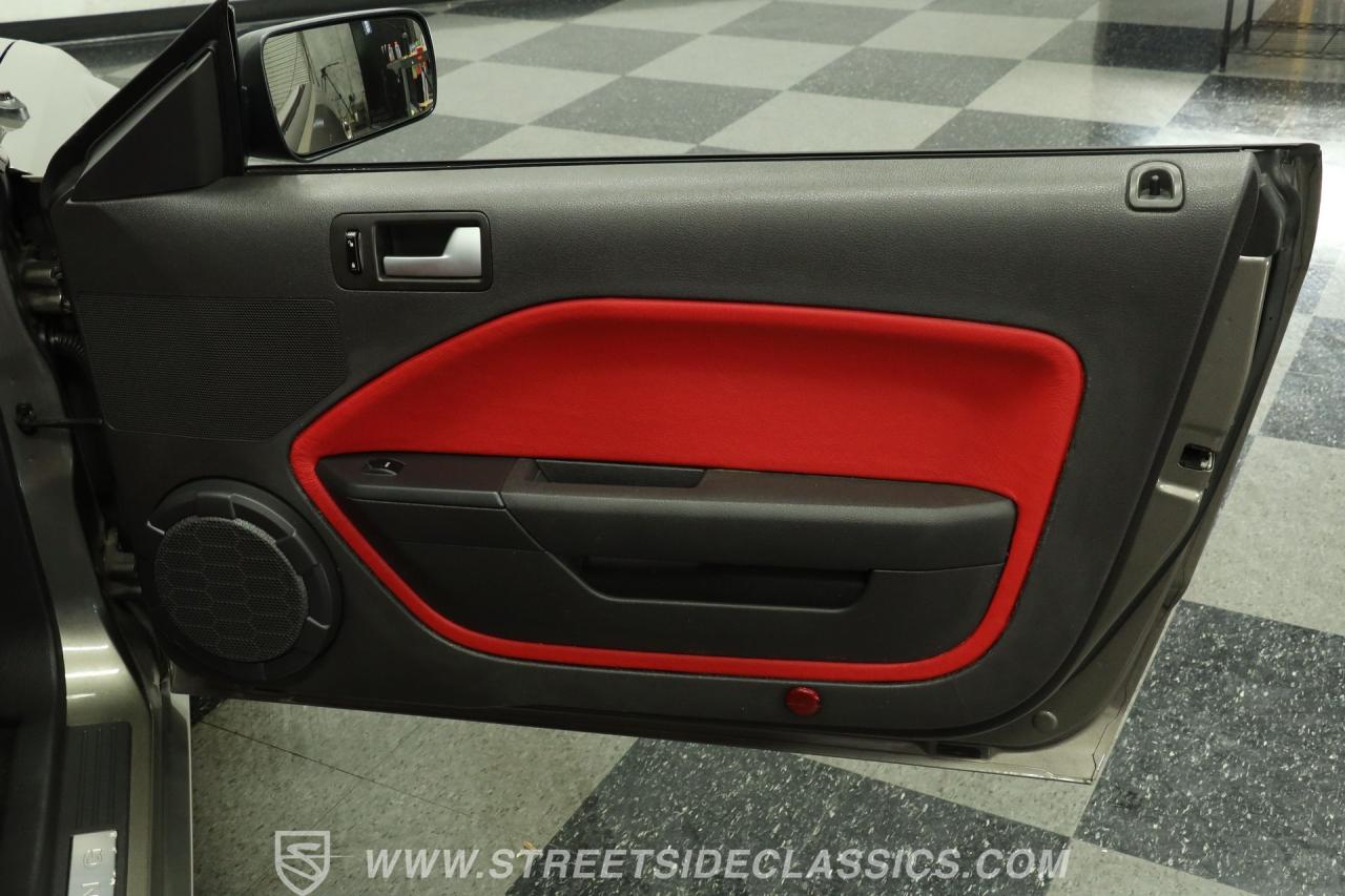 2005 Ford Mustang GT Convertible