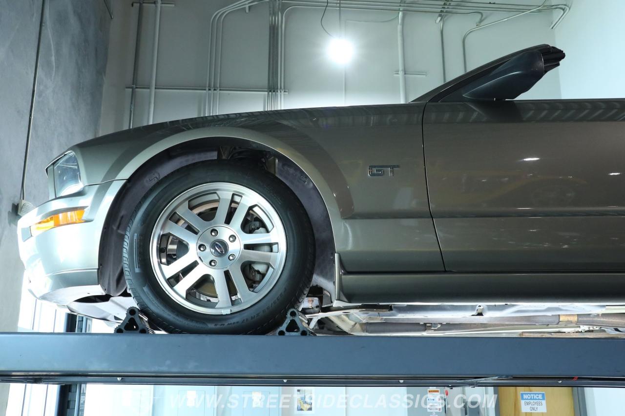 2005 Ford Mustang GT Convertible