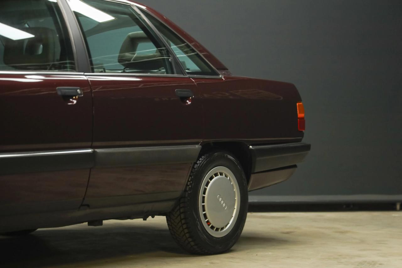 1990 Audi 100 Quattro &ldquo;The 5-Cylinder in Zyclamrot Metallic&rdquo;