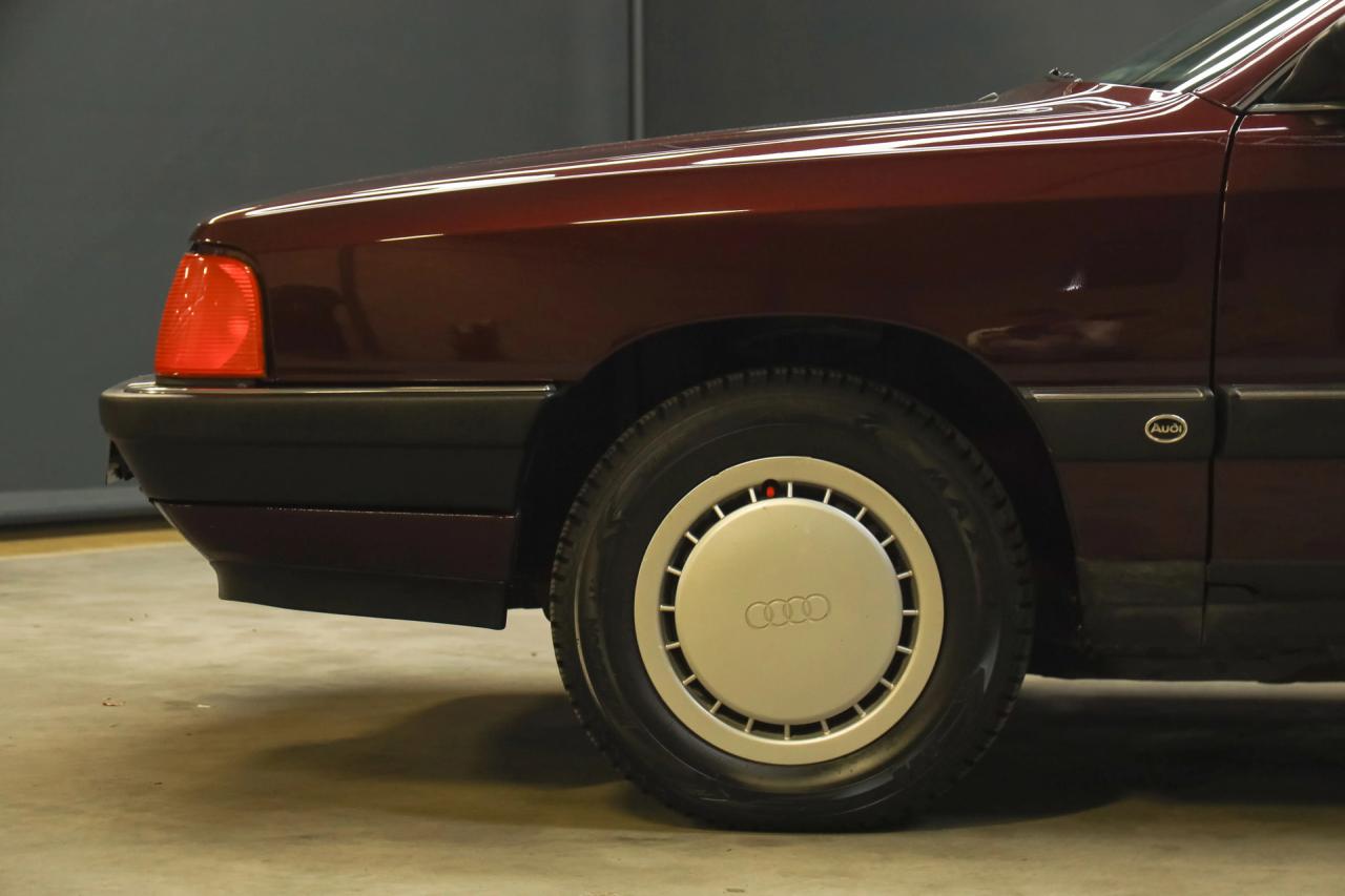 1990 Audi 100 Quattro &ldquo;The 5-Cylinder in Zyclamrot Metallic&rdquo;