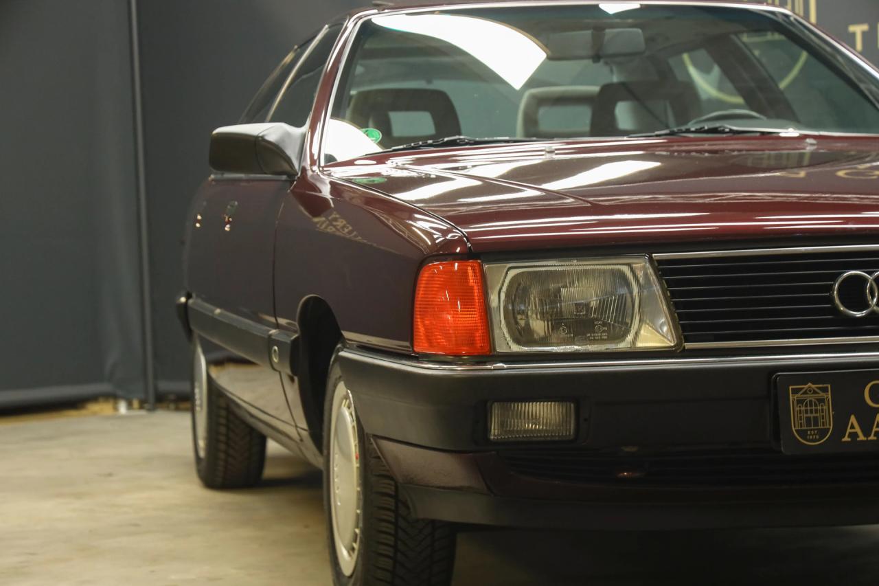 1990 Audi 100 Quattro &ldquo;The 5-Cylinder in Zyclamrot Metallic&rdquo;