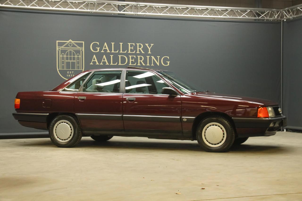1990 Audi 100 Quattro &ldquo;The 5-Cylinder in Zyclamrot Metallic&rdquo;