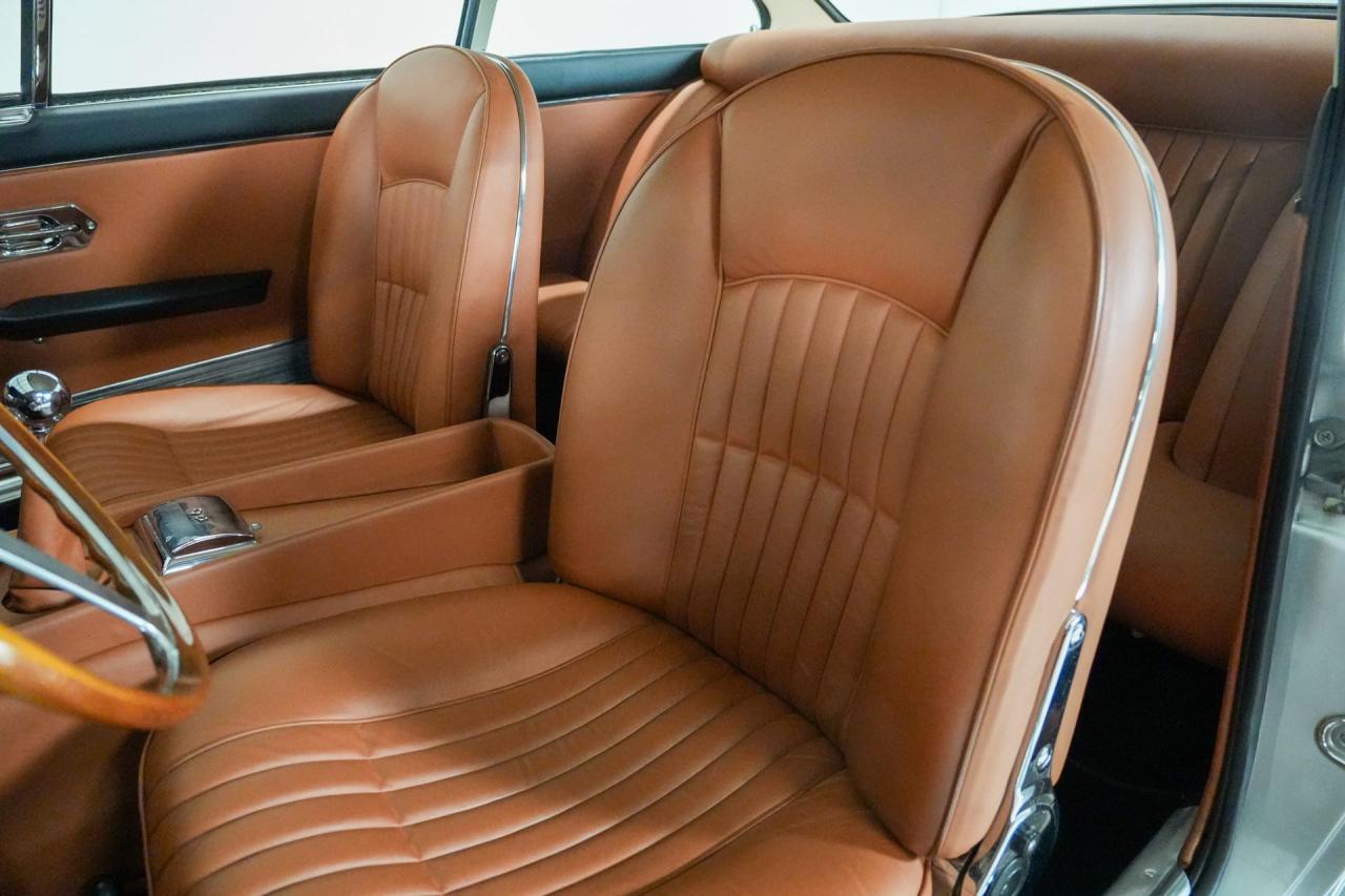 1965 Ferrari 330 GT