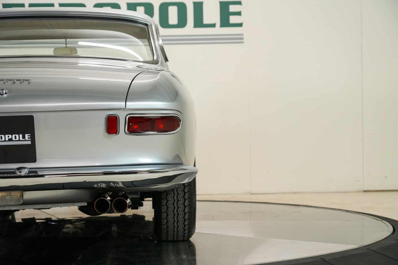 1965 Ferrari 330 GT