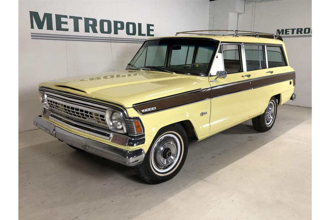 1973 Jeep Wagoneer Station
