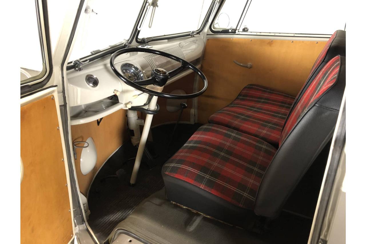 1963 Volkswagen T1 Camper