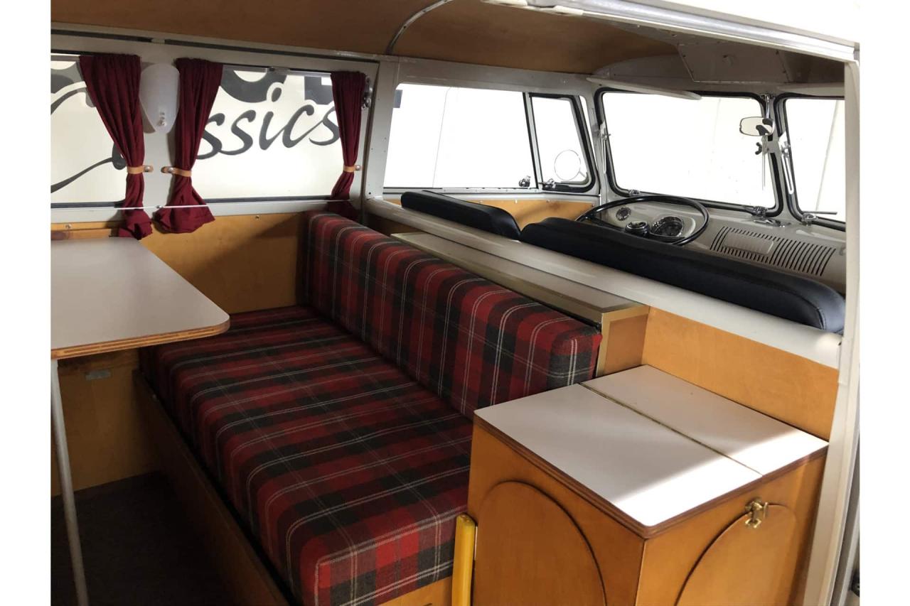 1963 Volkswagen T1 Camper