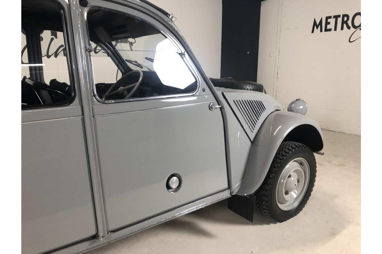 1961 Citro&euml;n Citro&euml;n 2CV Sahara 4x4