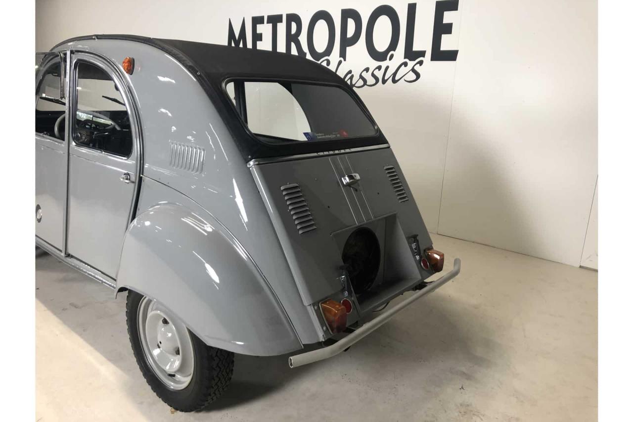 1961 Citro&euml;n Citro&euml;n 2CV Sahara 4x4