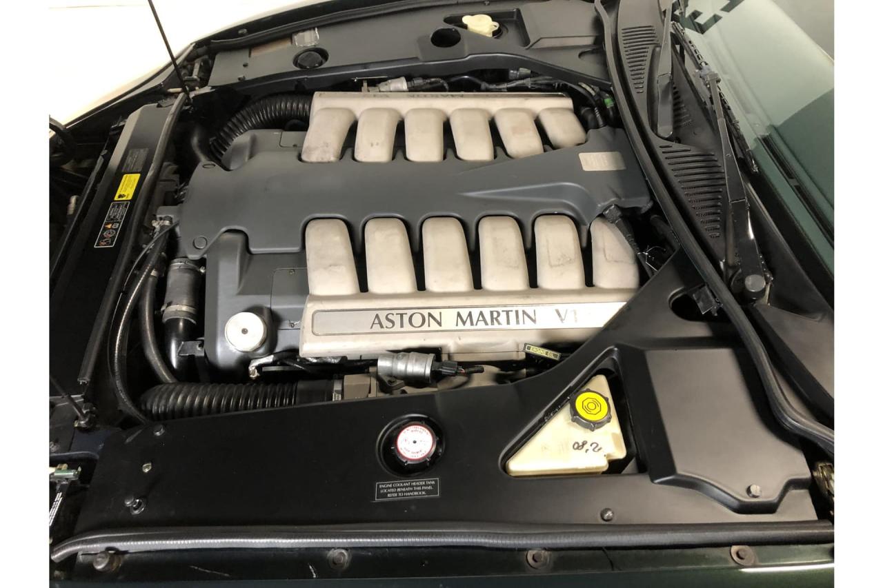 2000 Aston Martin DB7 Vantage V12