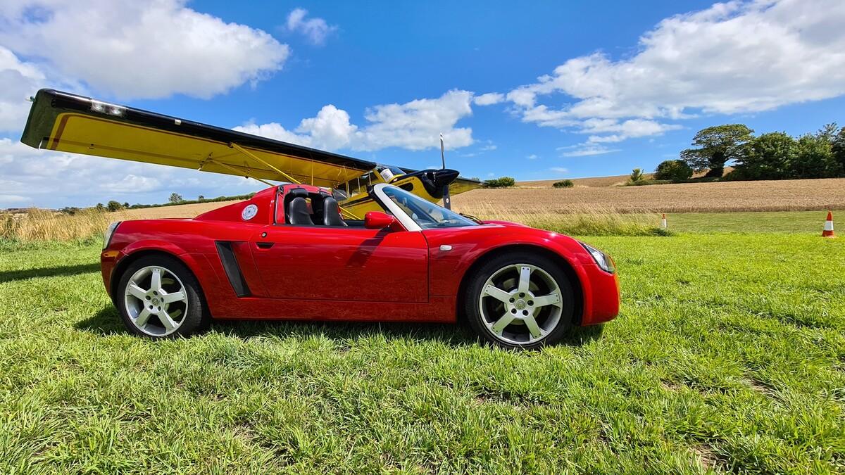 2001 Vauxhall VX 220