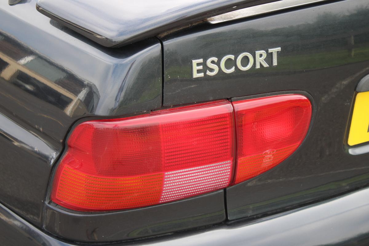 1996 Ford ESCORT SI CABRIO