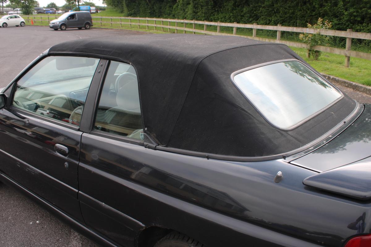 1996 Ford ESCORT SI CABRIO
