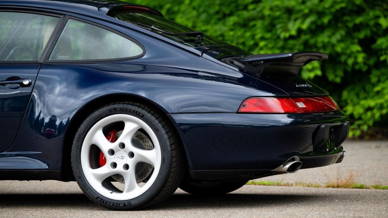 1998 Porsche 911 Carrera 4S