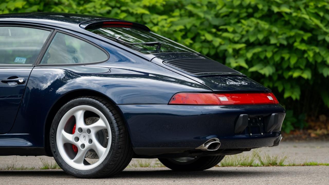1998 Porsche 911 Carrera 4S