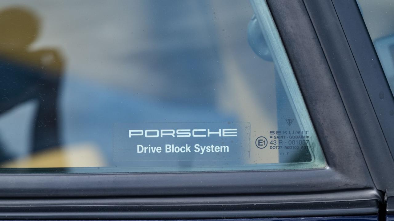 1998 Porsche 911 Carrera 4S