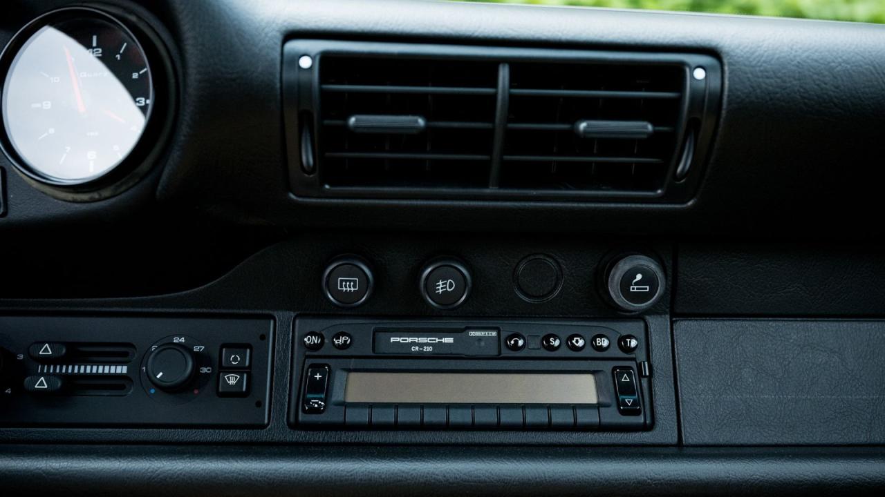 1998 Porsche 911 Carrera 4S