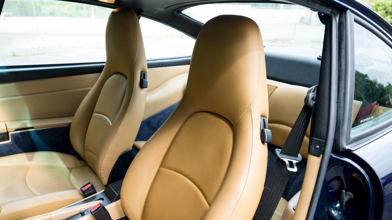 1998 Porsche 911 Carrera 4S