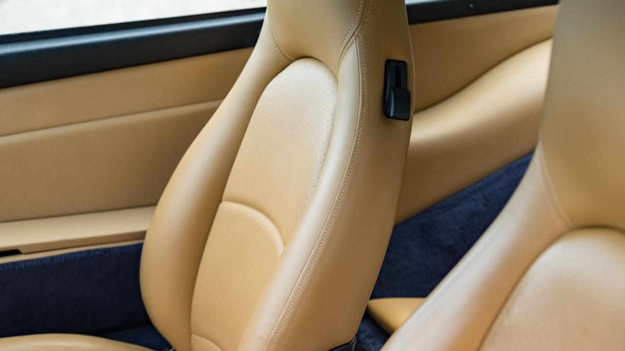 1998 Porsche 911 Carrera 4S