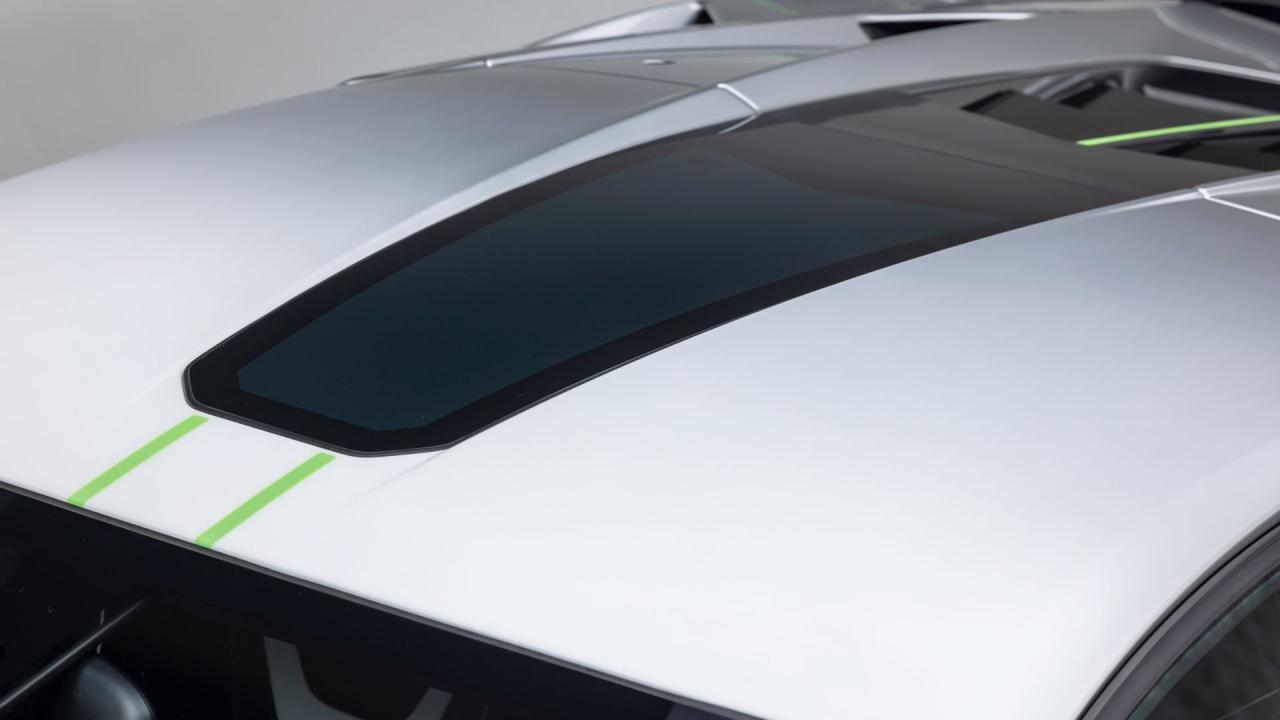 2020 Lamborghini Si&aacute;n FKP 37