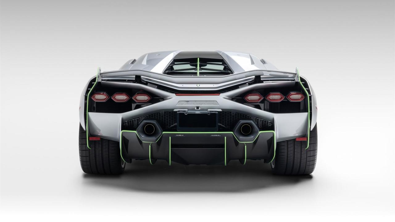 2020 Lamborghini Si&aacute;n FKP 37