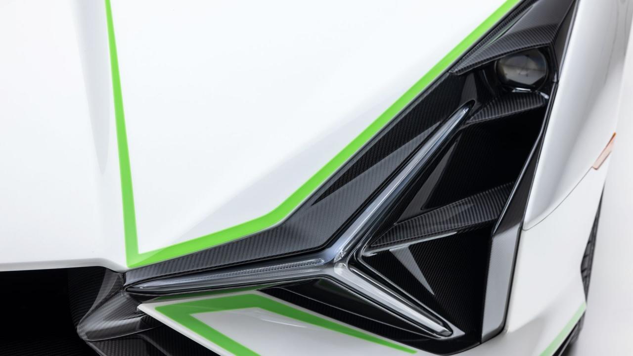 2020 Lamborghini Si&aacute;n FKP 37