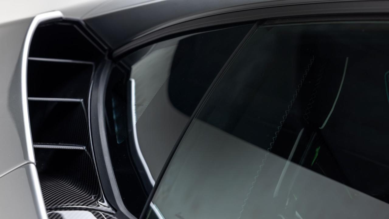 2020 Lamborghini Si&aacute;n FKP 37