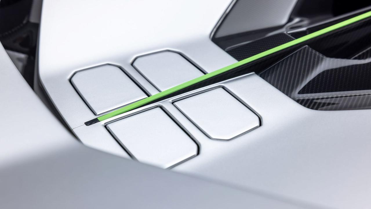 2020 Lamborghini Si&aacute;n FKP 37