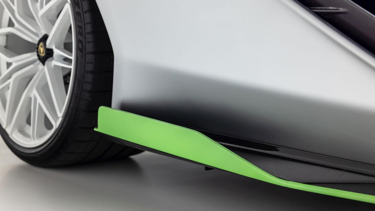 2020 Lamborghini Si&aacute;n FKP 37